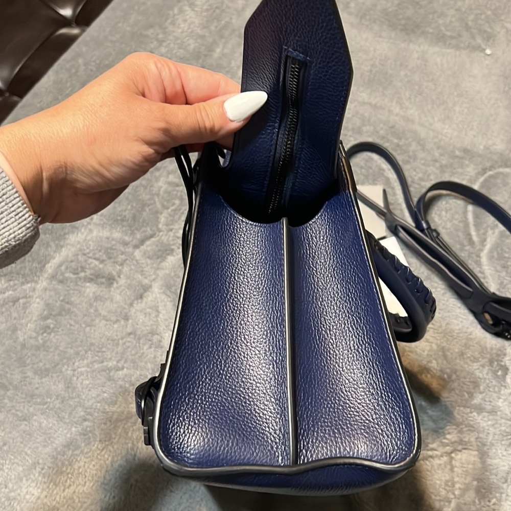 Small Balenciaga Neo City Small Navy - Picture 11 of 15